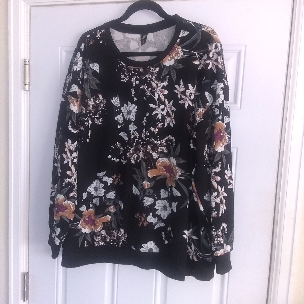 Emery Rose Flower Print Top Sz 4XL